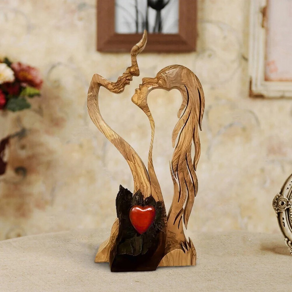 Love Eternal Wooden Hearts Couple Kissing Sculpture